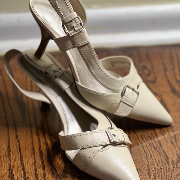 White leather heels by Connie size 10 - Picture 3 of 4